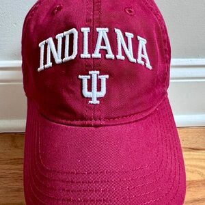 Indiana University (IU) hat